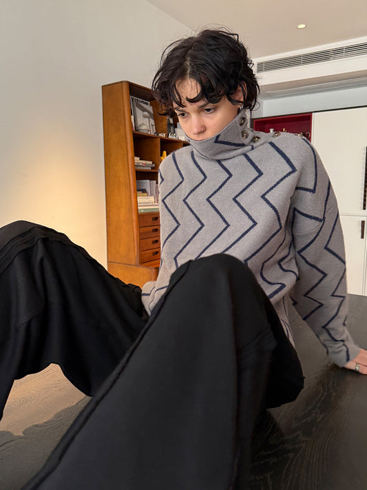 Dublin Night Wave Jacquard Turtleneck Knit Top
