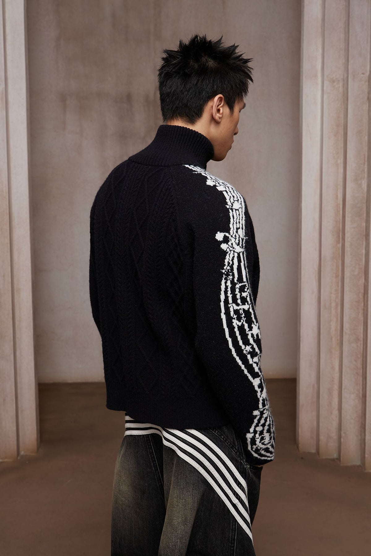DND4DES Cable-Knit Music Stripes Zip Cardigan