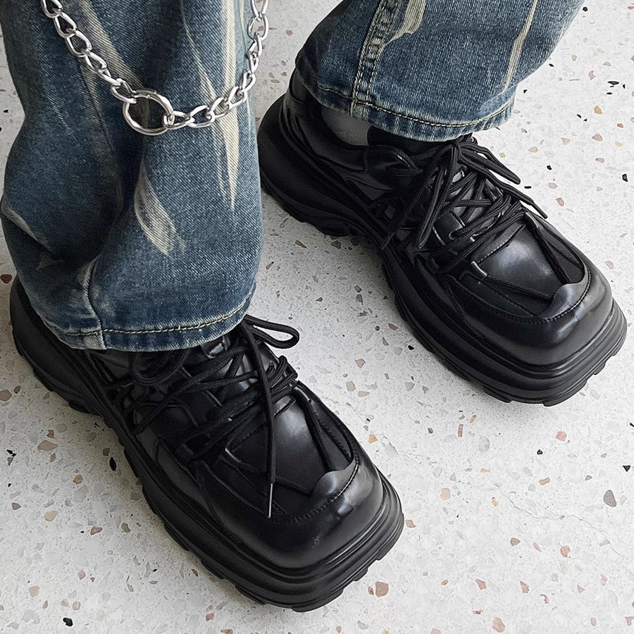 Simple black color thick sole silhouette leather sneakers