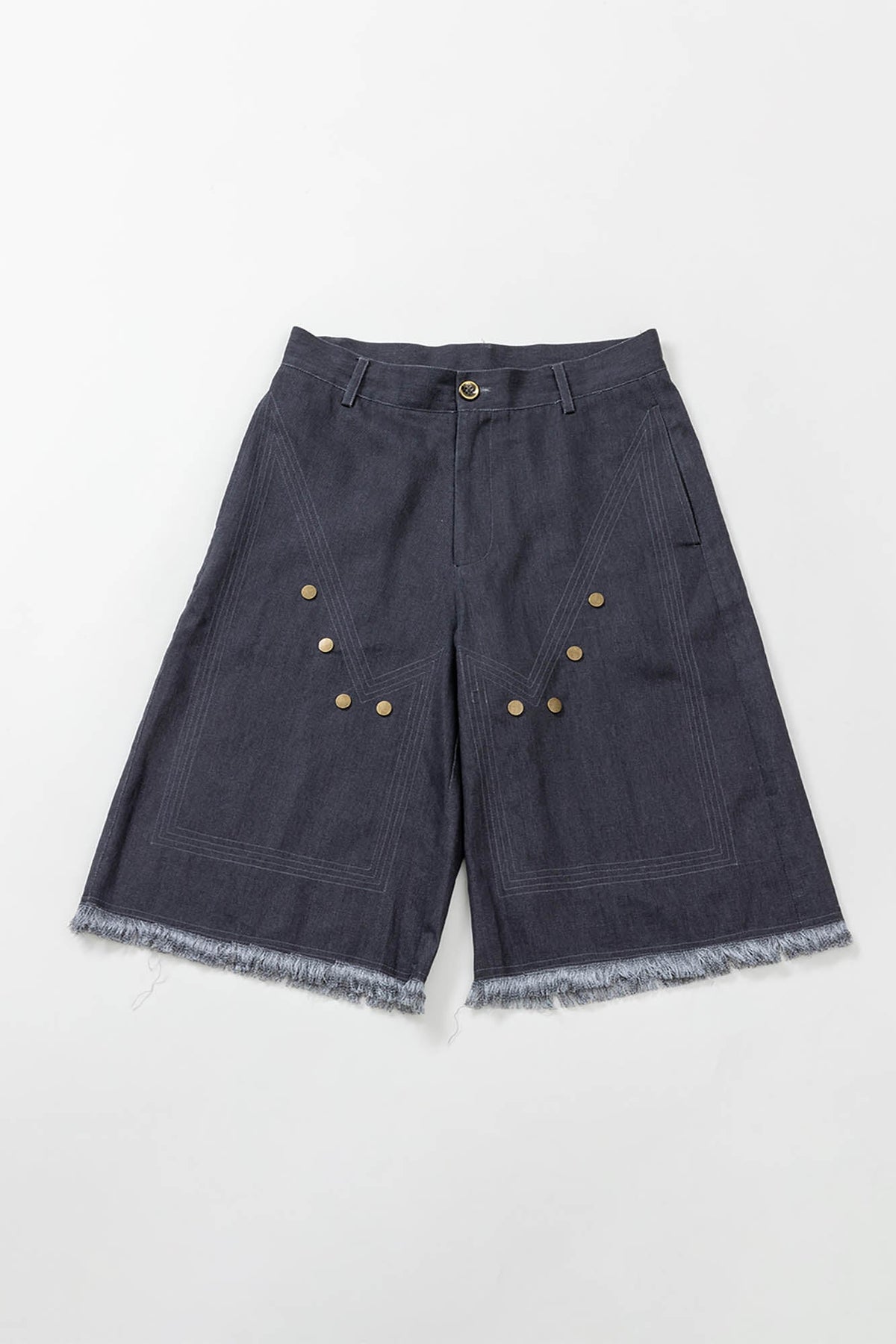 KADAKADA Rivet Raw Edge Shorts