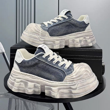 Retro/vintage-style chunky street sneakers