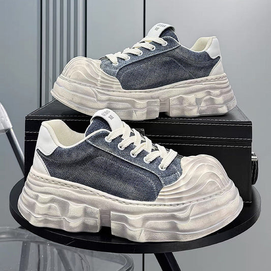 Retro/vintage-style chunky street sneakers HL3287