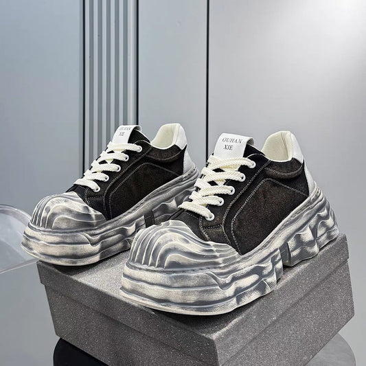 Retro/vintage-style chunky street sneakers HL3287