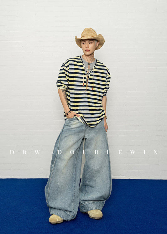 Adjustable-hem pleated jeans