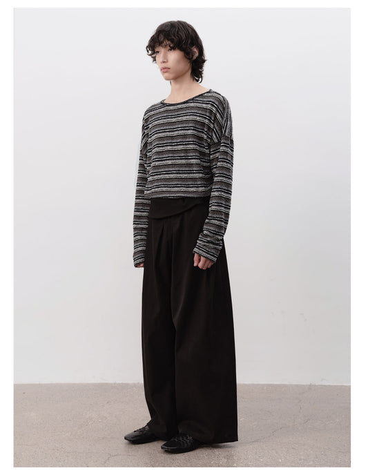 Drop-shoulder T-shirt