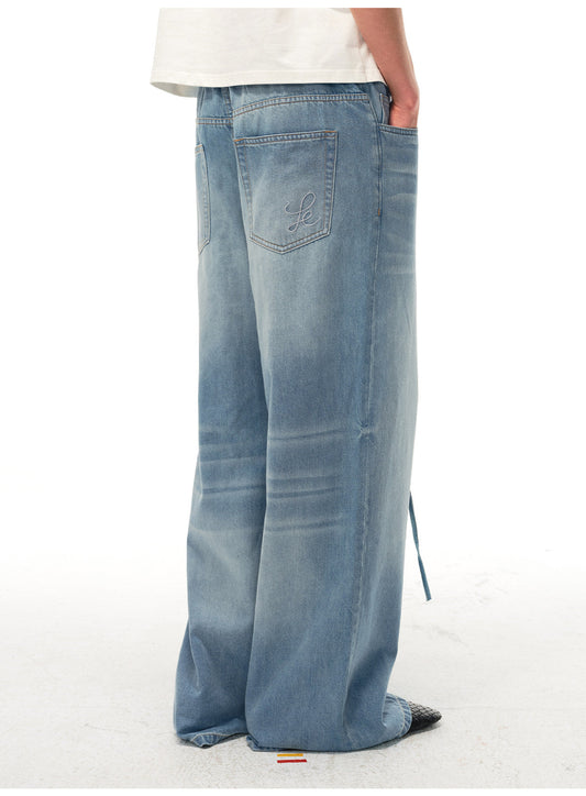 Lightweight Denim Pants with an Elastic Waistband