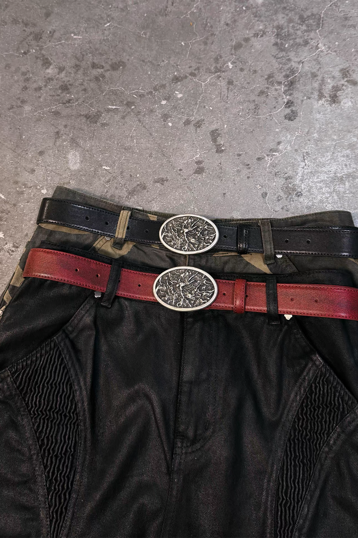 UNDERWATER Lucifer Buckle Calf Leather Belt