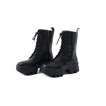 Round Toe Chunky Sole Tank Leather Martin Boots