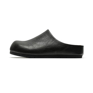 Minimalist Closed‑Toe Lounge Clogs