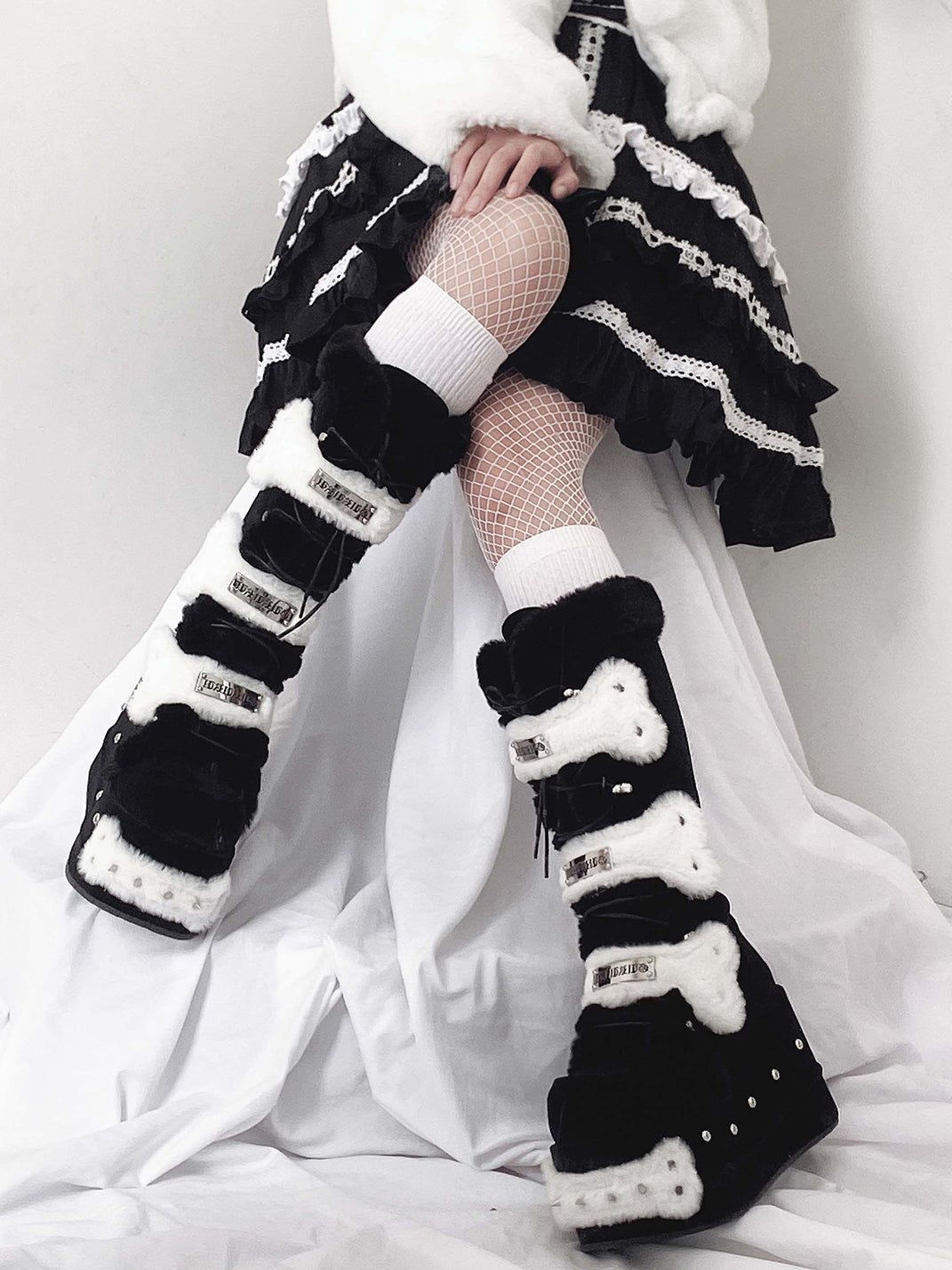 Black Bear-Applique Faux-Fur Platform Boots