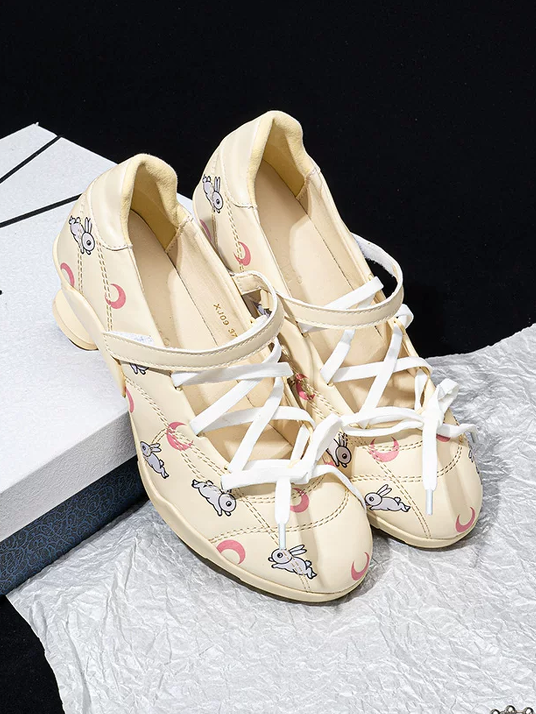 Moon-Print Low-Heel Sport Mary Janes