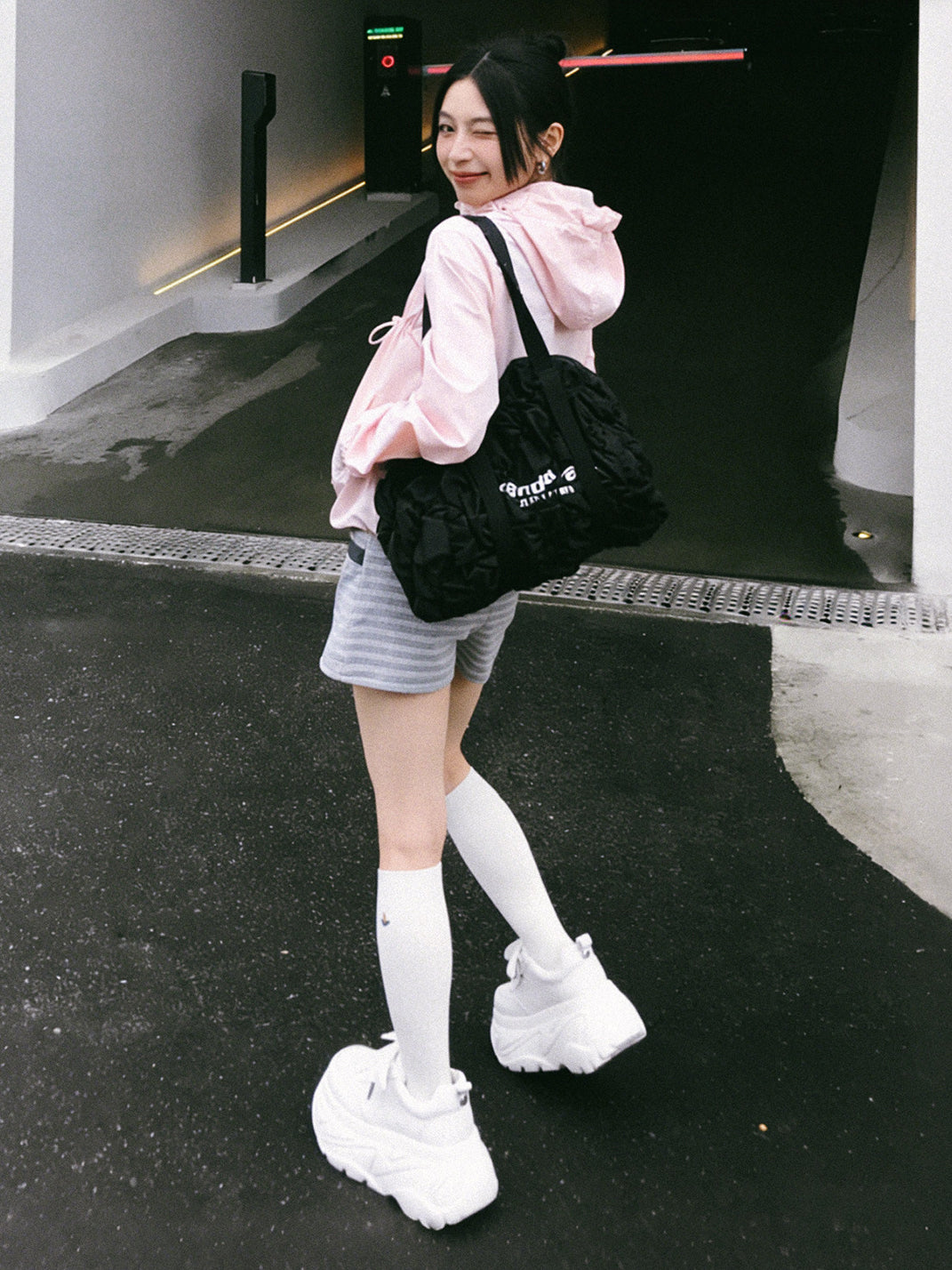 White Square-Toe Platform Leather Sneakers
