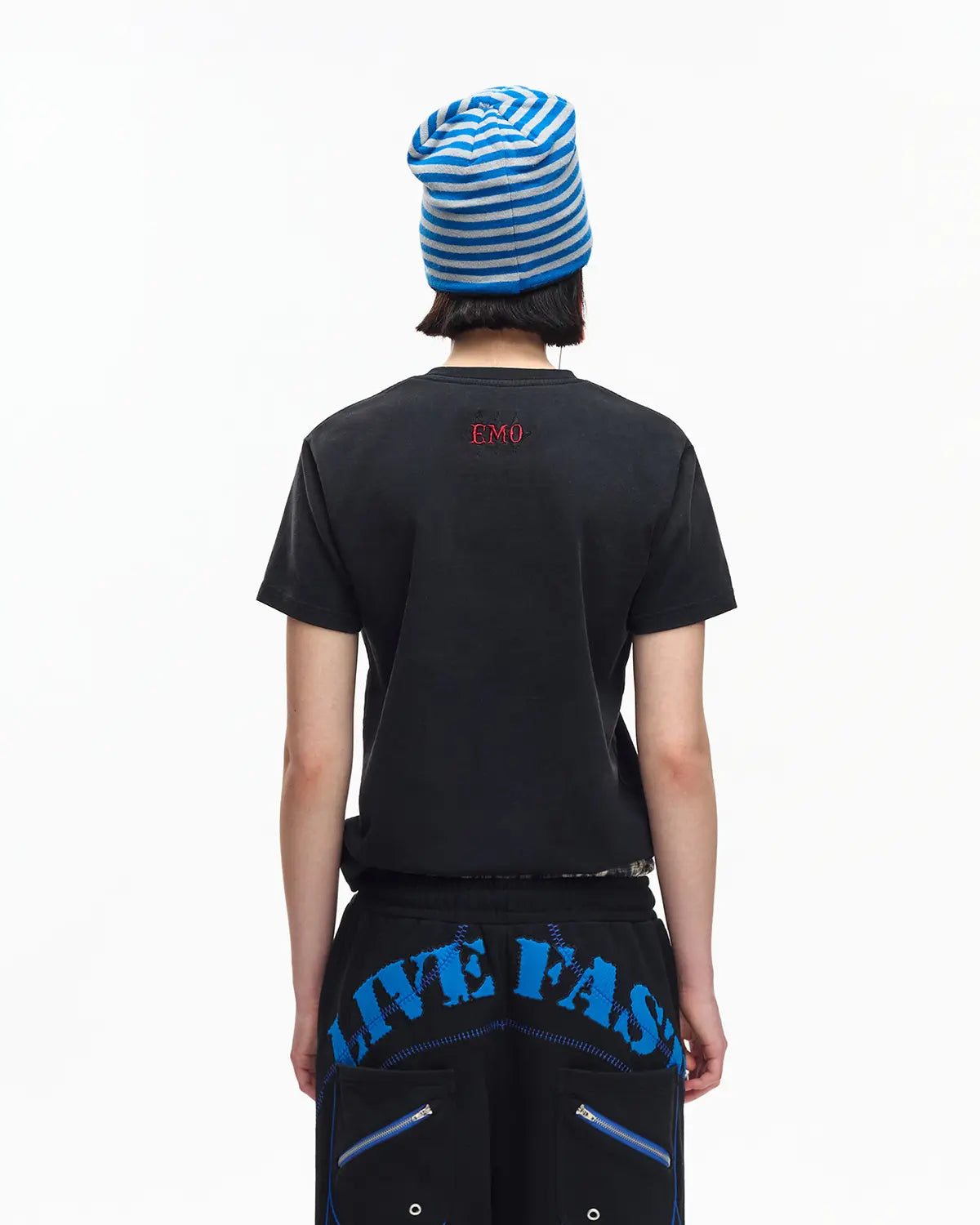 EMO 265g Faded Tiger Mirror Slim Tee Black