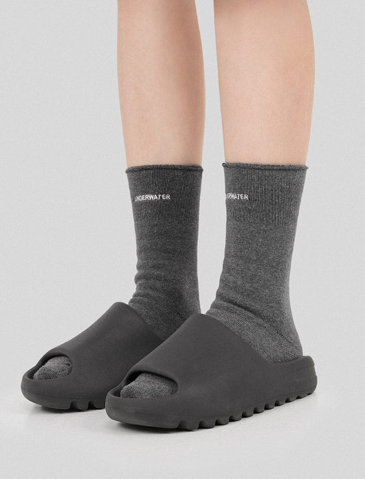 UNDERWATER Embroidered Socks Grey