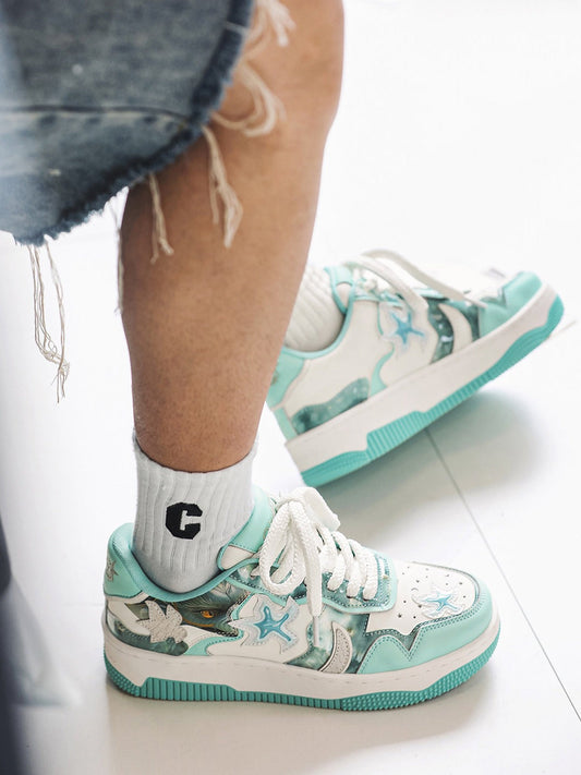 Green Star-Patch Platform Skate Sneakers