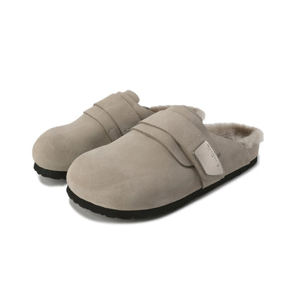 Closed-Toe Leather Mule Sandals