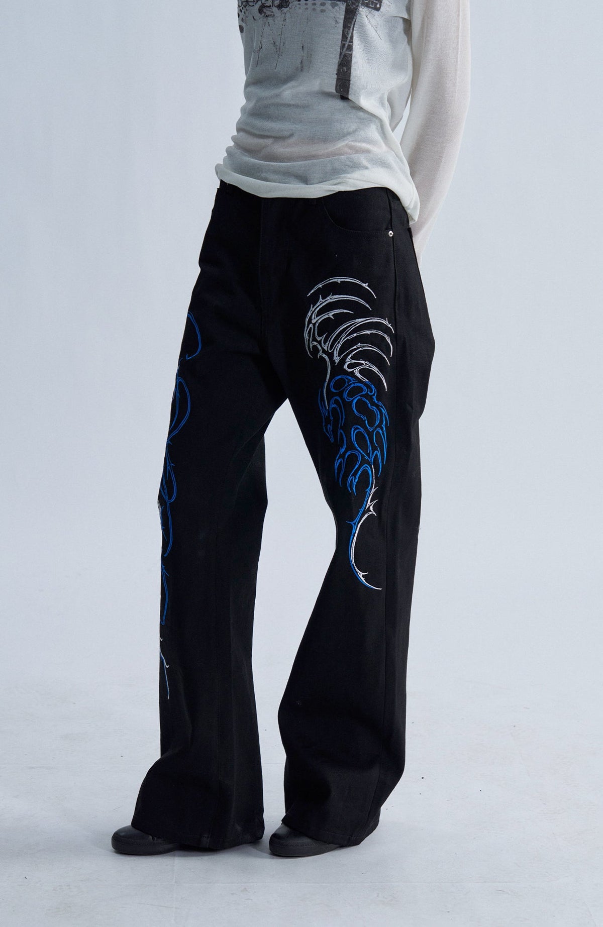 PAIKI Embroidered Thorn Floral Raw Selvedge Straight-Leg Jeans