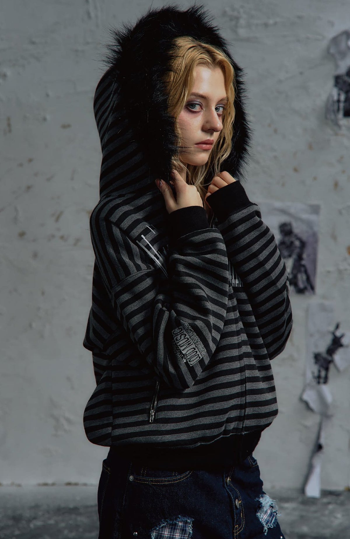 PAIKI Striped Ribbed Hooded Cardigan Sweater