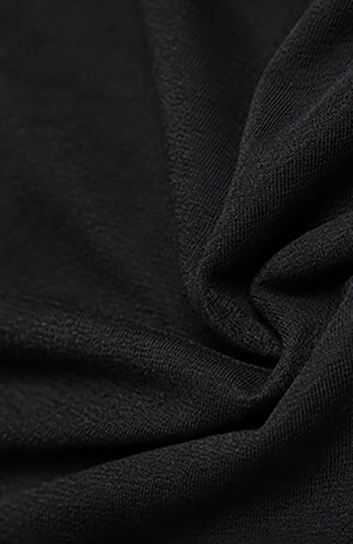 RELABEL Embroidered Magnetic Collar Polo Sweater