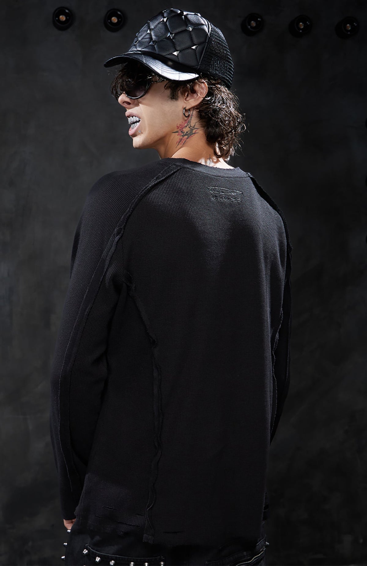 DND4DES Retro Deconstructed Waffle-Knit Long-Sleeve Tee