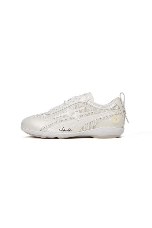 Lightweight German Army Trainers