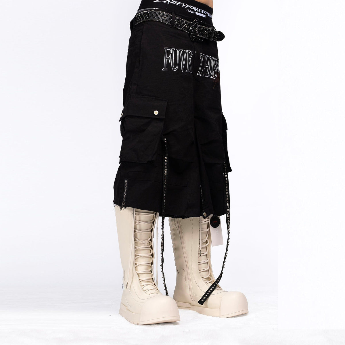 FVVO Distressed Rivet Strap Cargo Shorts Black