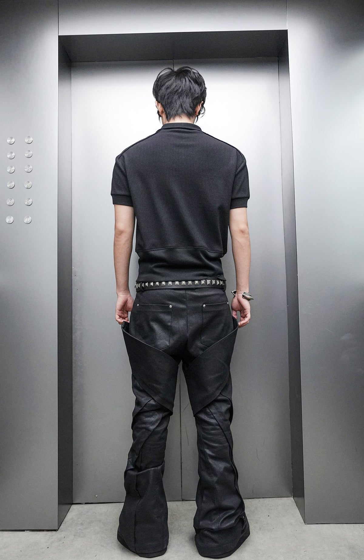 SSIN7 Wing Pocket Waxed Flared Jeans