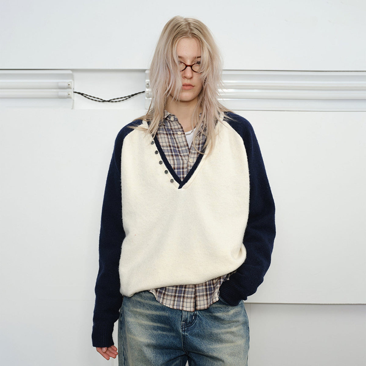 KREATE V-Neck Buttoned Color-Blocked Sweater