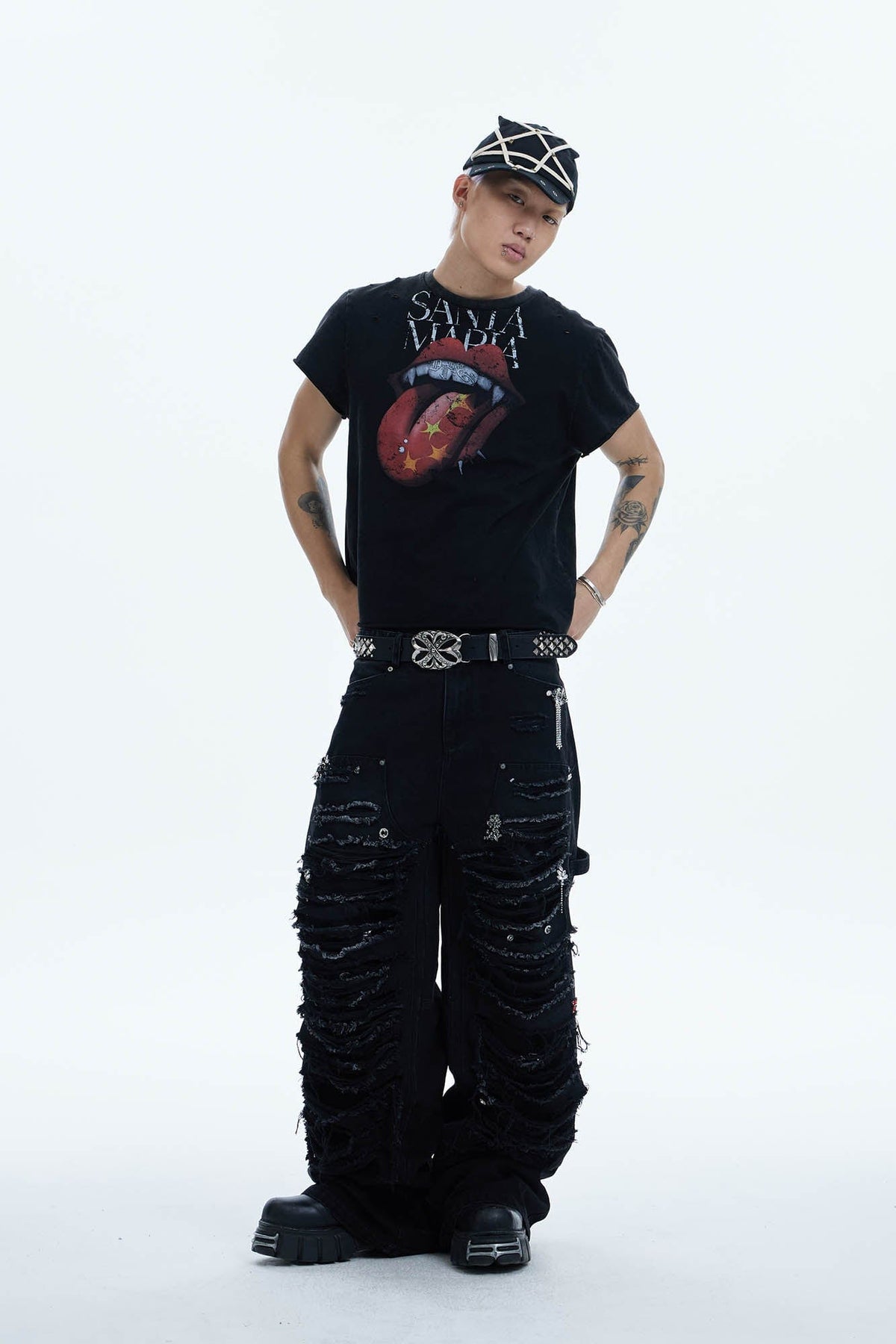 DND4DES Shredded Rivet-Paneled Baggy Jeans