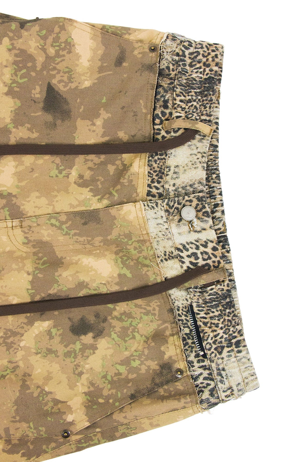 RELABEL Leopard Panel Camo Cargo