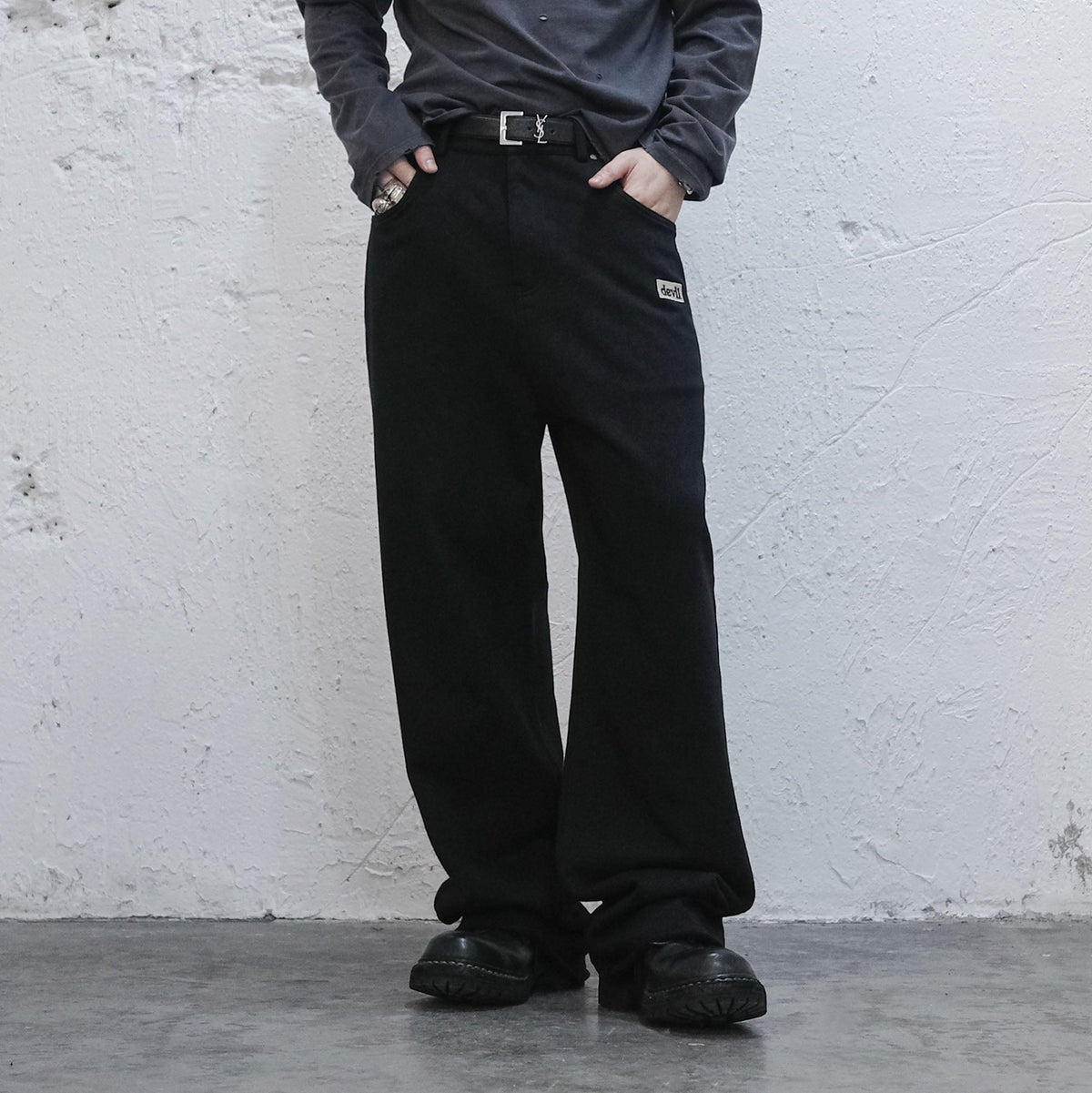 UNDERWATER Devil Embroidery Straight-Leg Pants