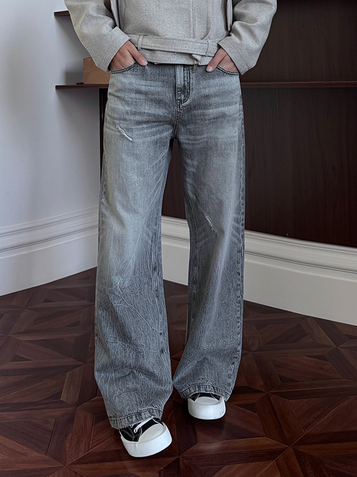 KREATE Whisker Washed Straight-Leg Jeans