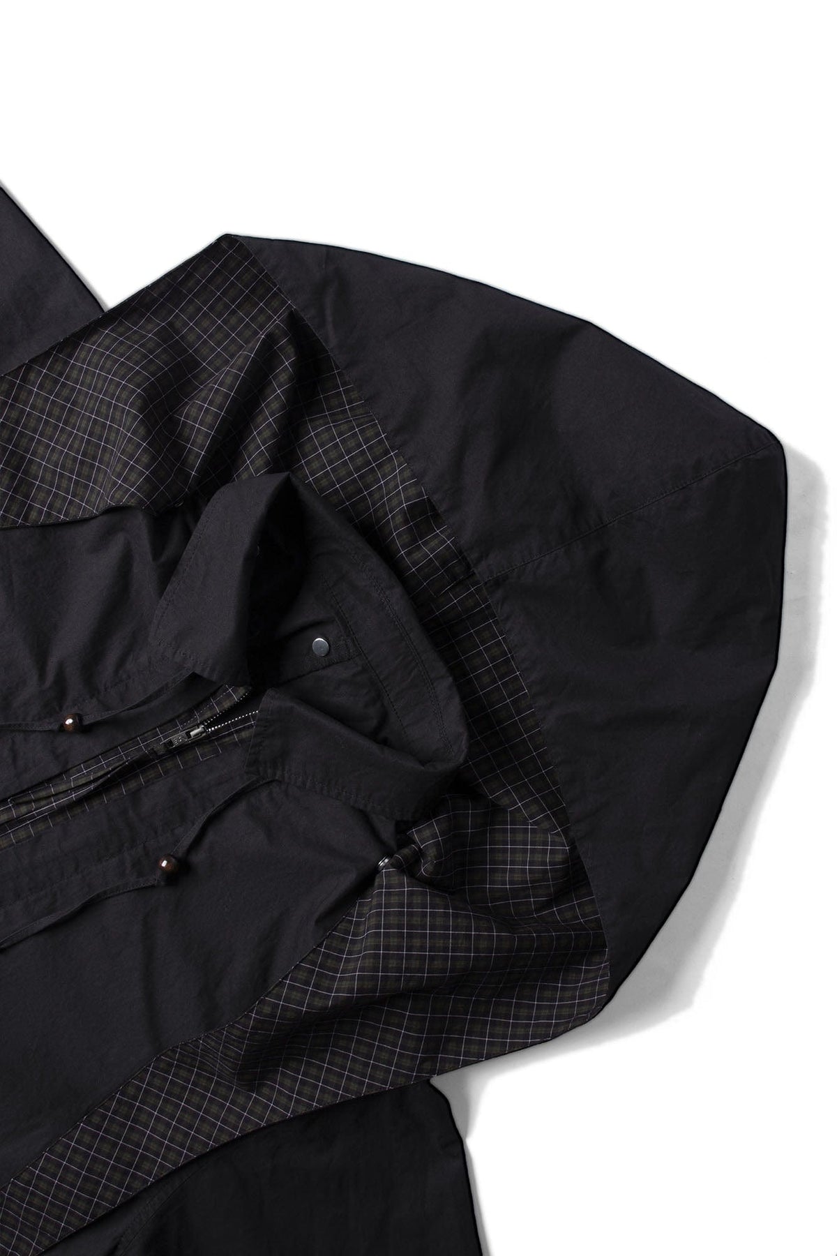 RELABEL Detachable Hood Beaded Ruched Shirt Black