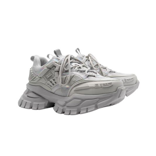 Upper with textured sole design, platform dad sneakers  HL3246