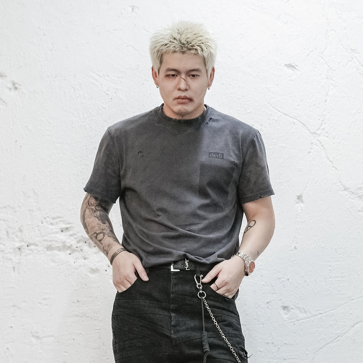 UNDERWATER Devil Distressed T-Shirt