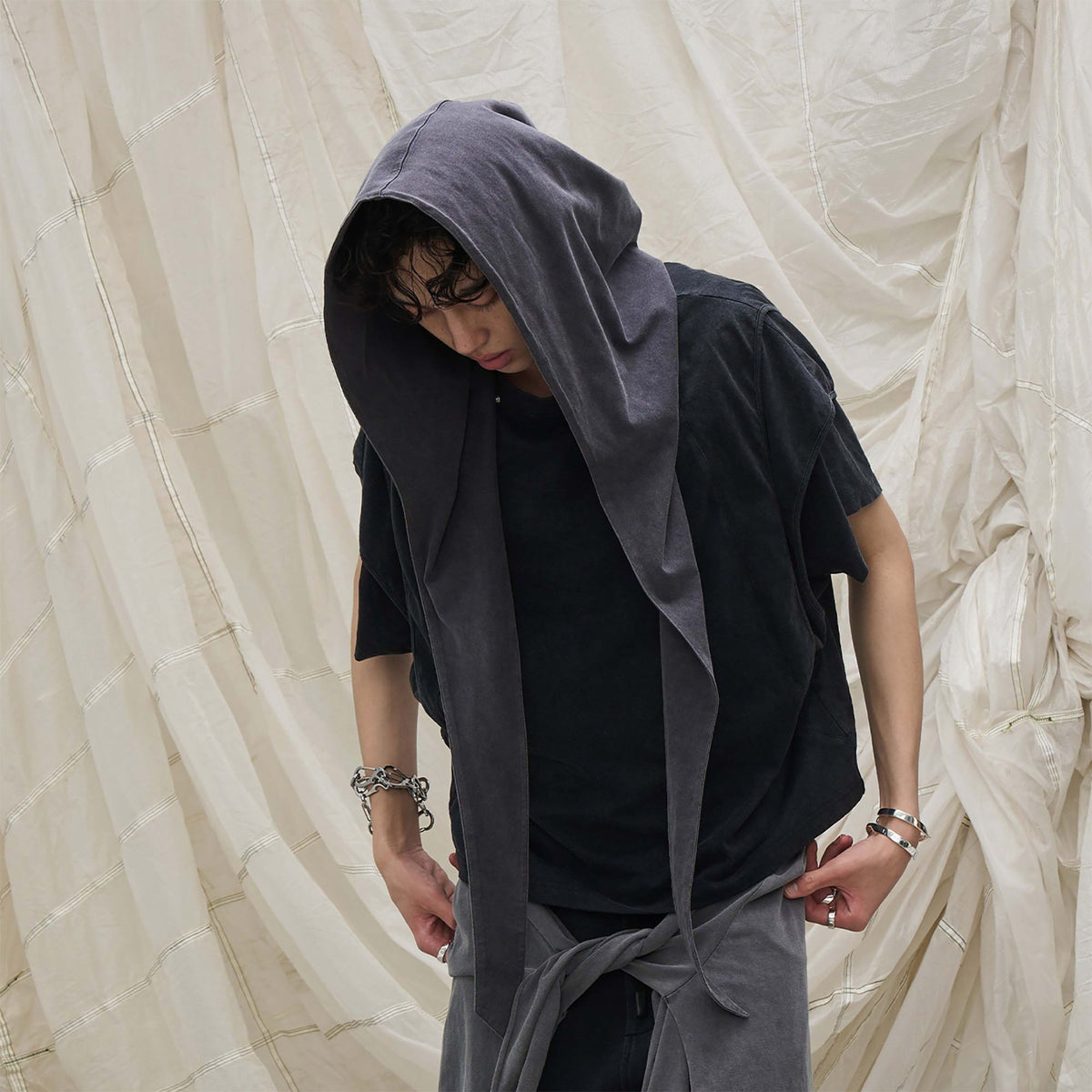 RELABEL Detachable Oversized Hood Scarf