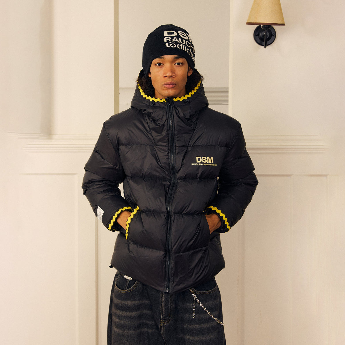 DONSMOKE Wavy Trim Hooded Down Puffer