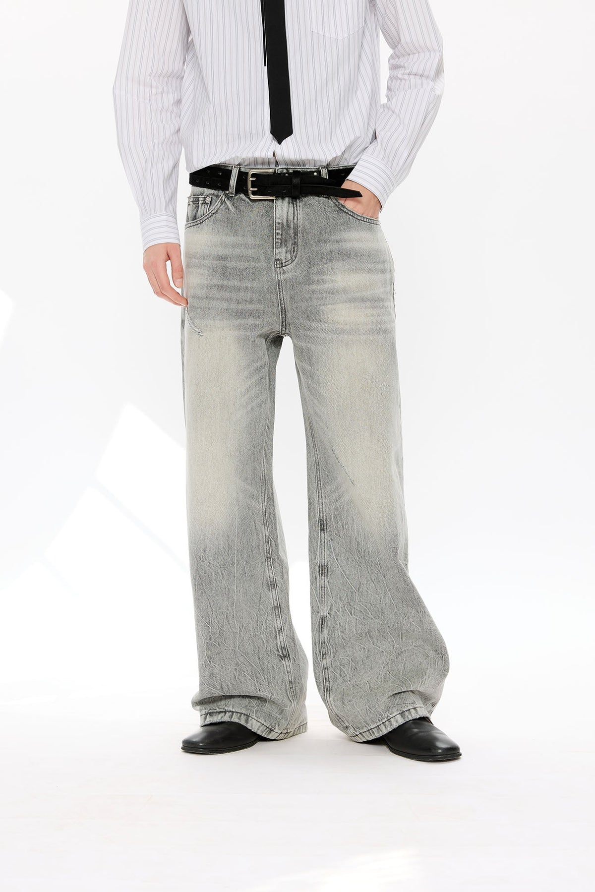 KREATE Whisker Washed Straight-Leg Jeans