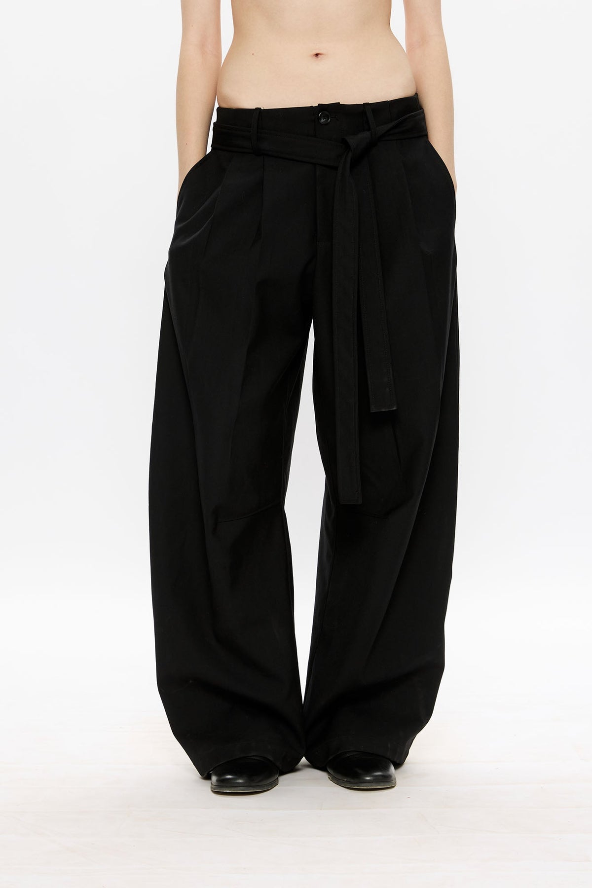 KREATE Belted Pleated Wide-Leg Trousers