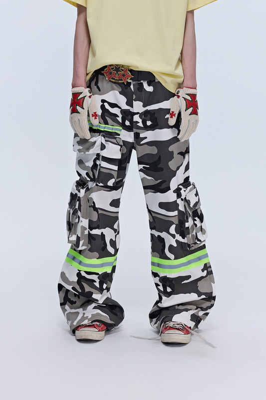 SAVAGEGROWTHWORLD Camo Reflective Multi-Pocket Cargo Pants