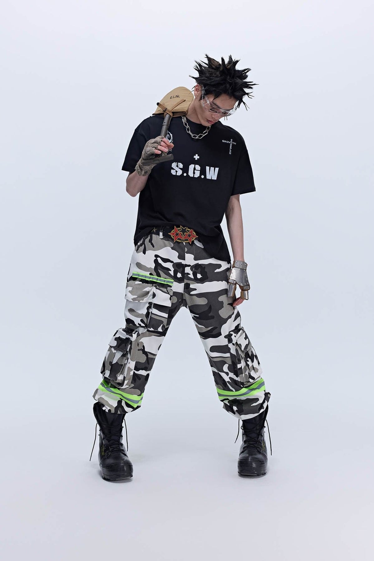 SAVAGEGROWTHWORLD Camo Reflective Multi-Pocket Cargo Pants
