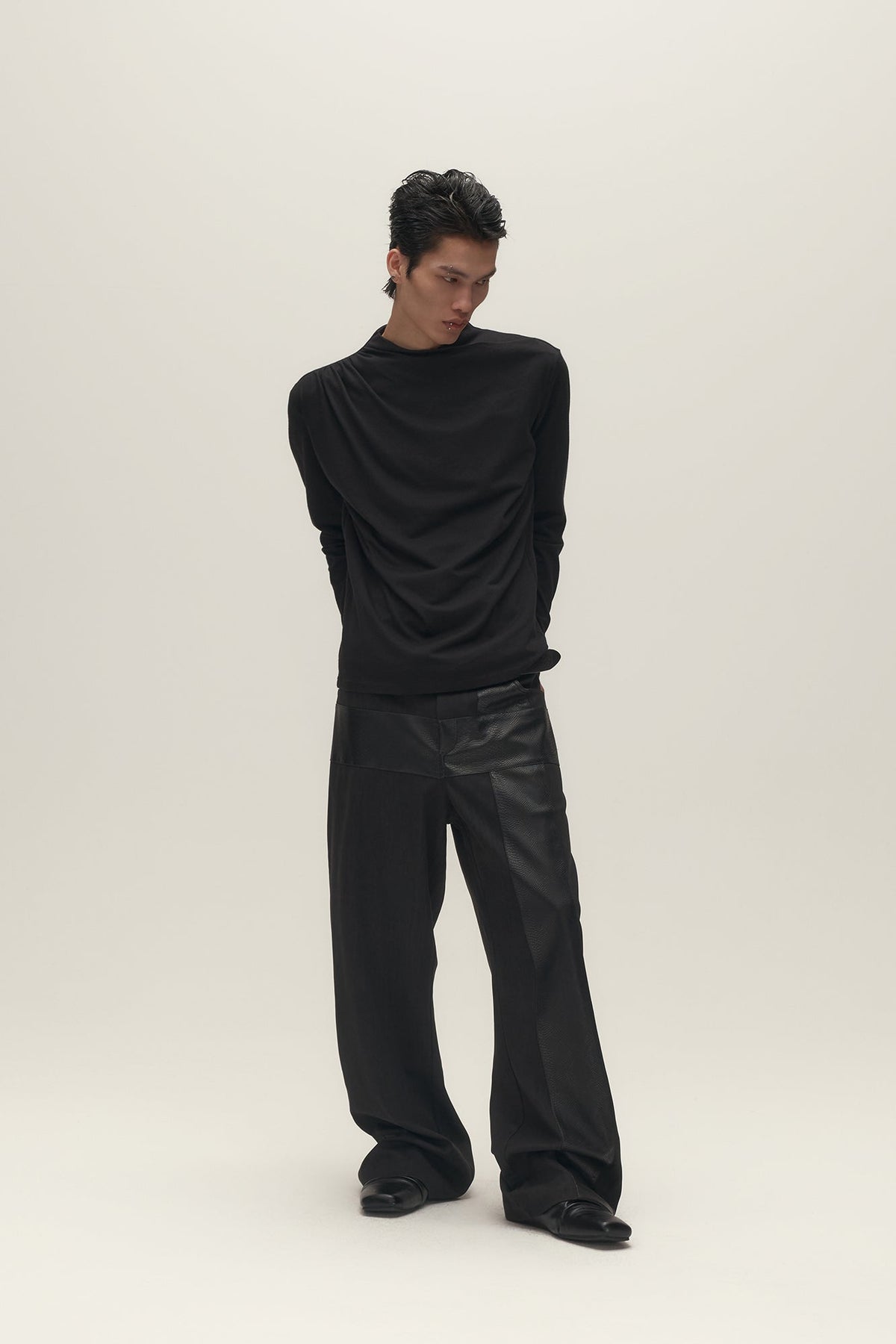 SAVAGEGROWTHWORLD Asymmetrical Drape Long-Sleeve Tee