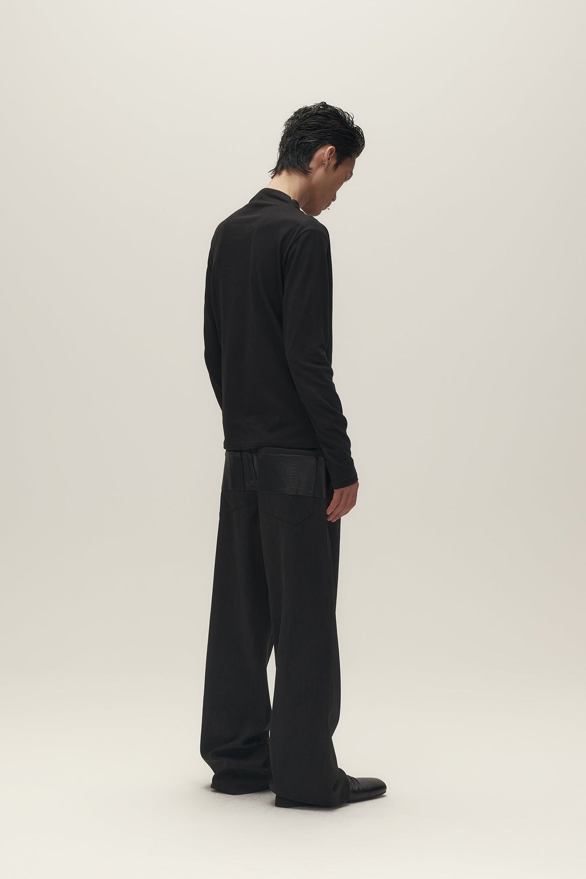 SAVAGEGROWTHWORLD Asymmetrical Drape Long-Sleeve Tee