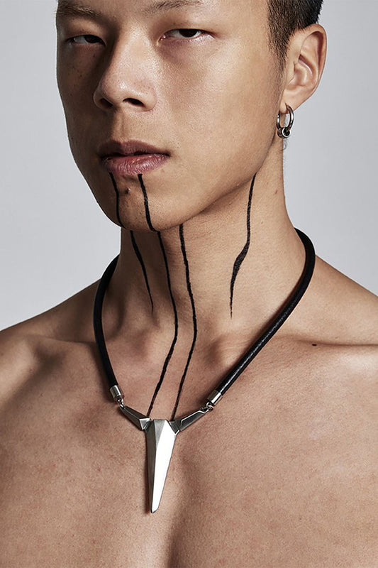 SSIN7 Spike Pendant Faux Leather Necklace