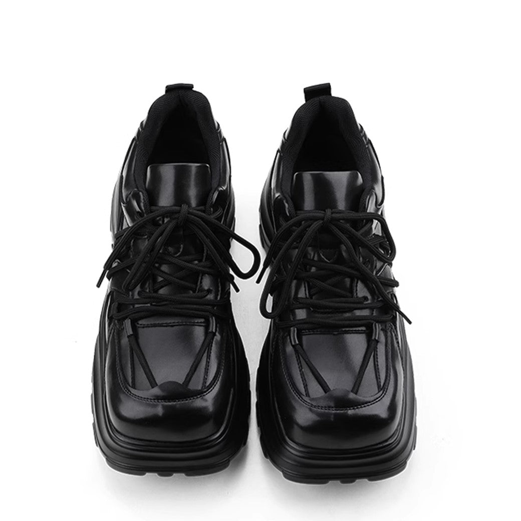 Simple black color thick sole silhouette leather sneakers