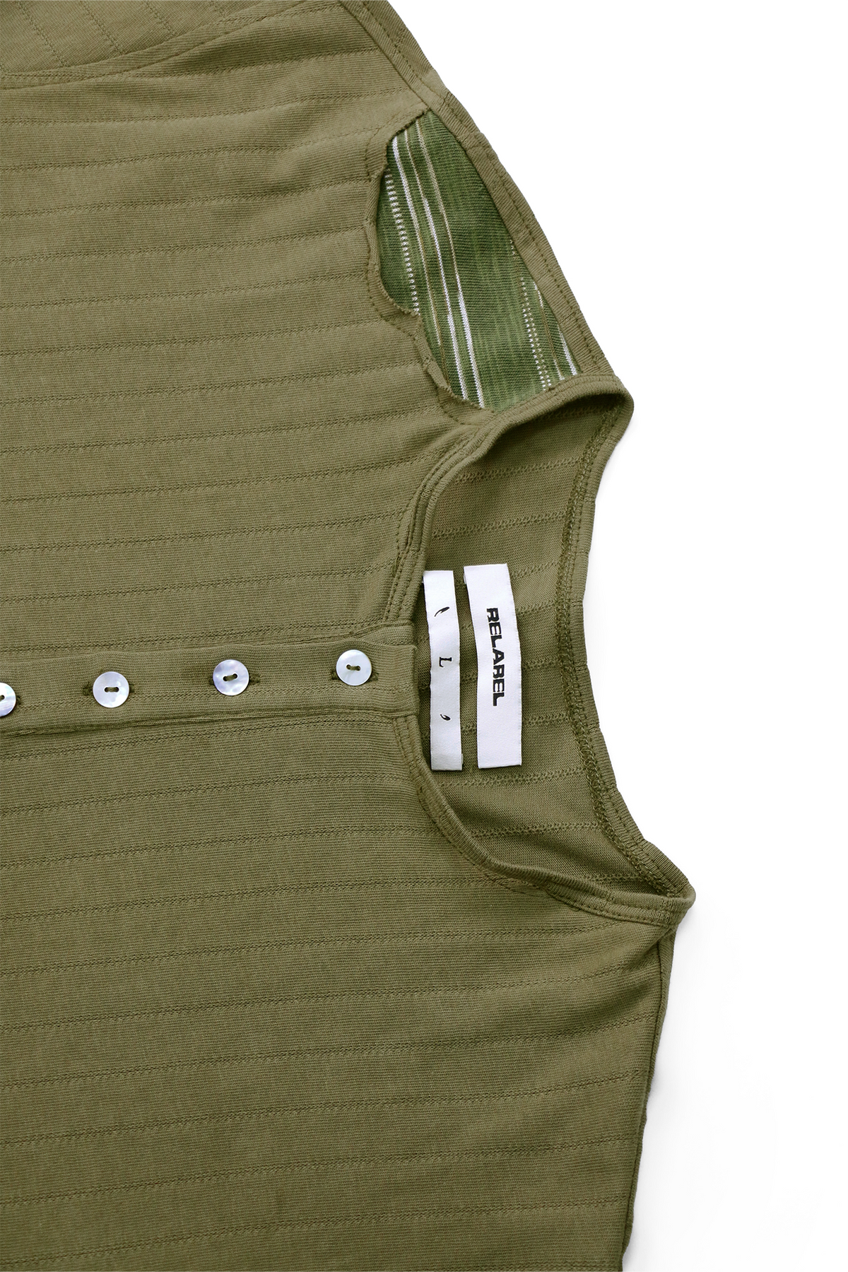RELABEL Detachable Hood Distressed Henley Tee