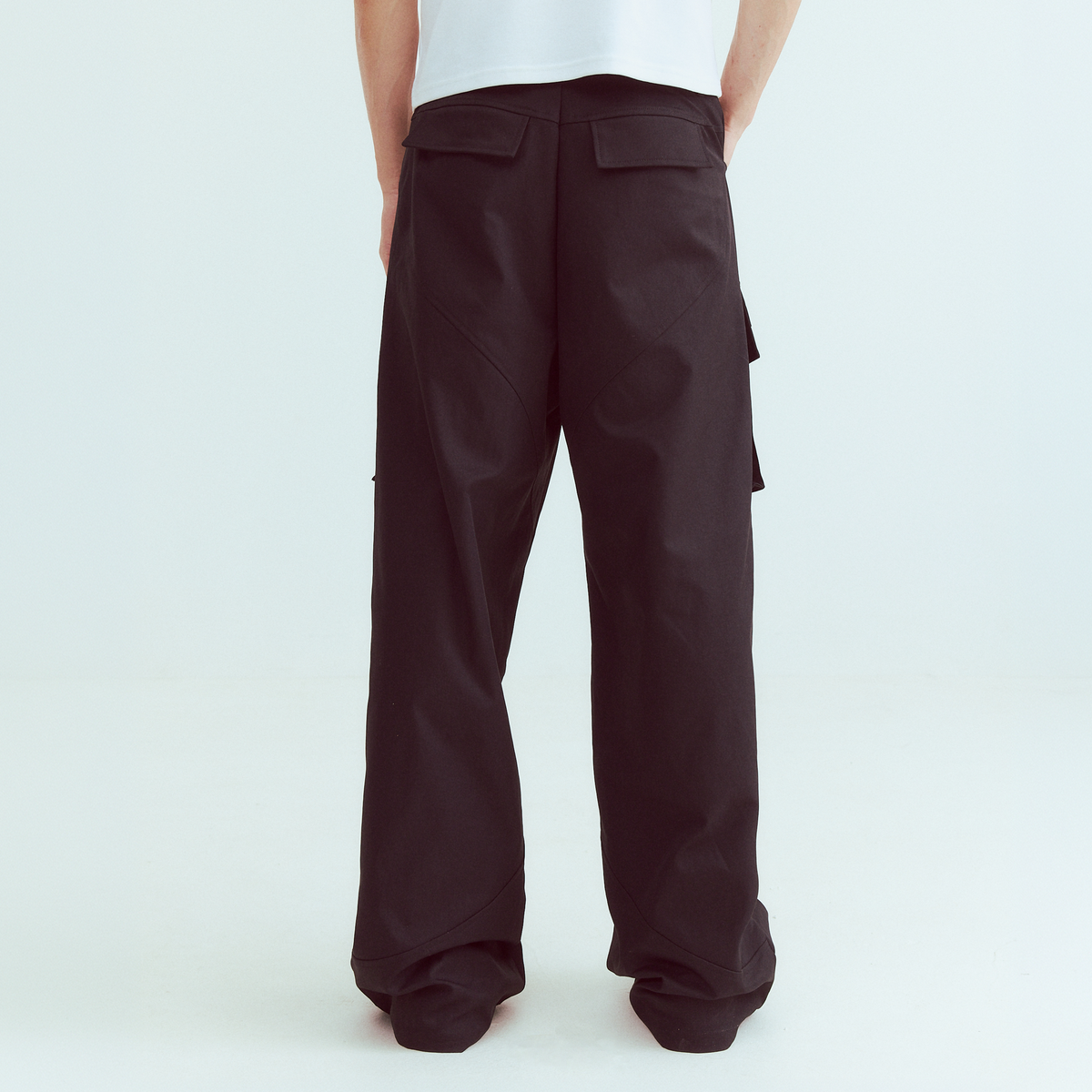 KADAKADA Paneled Wide-Leg Cargo Pants
