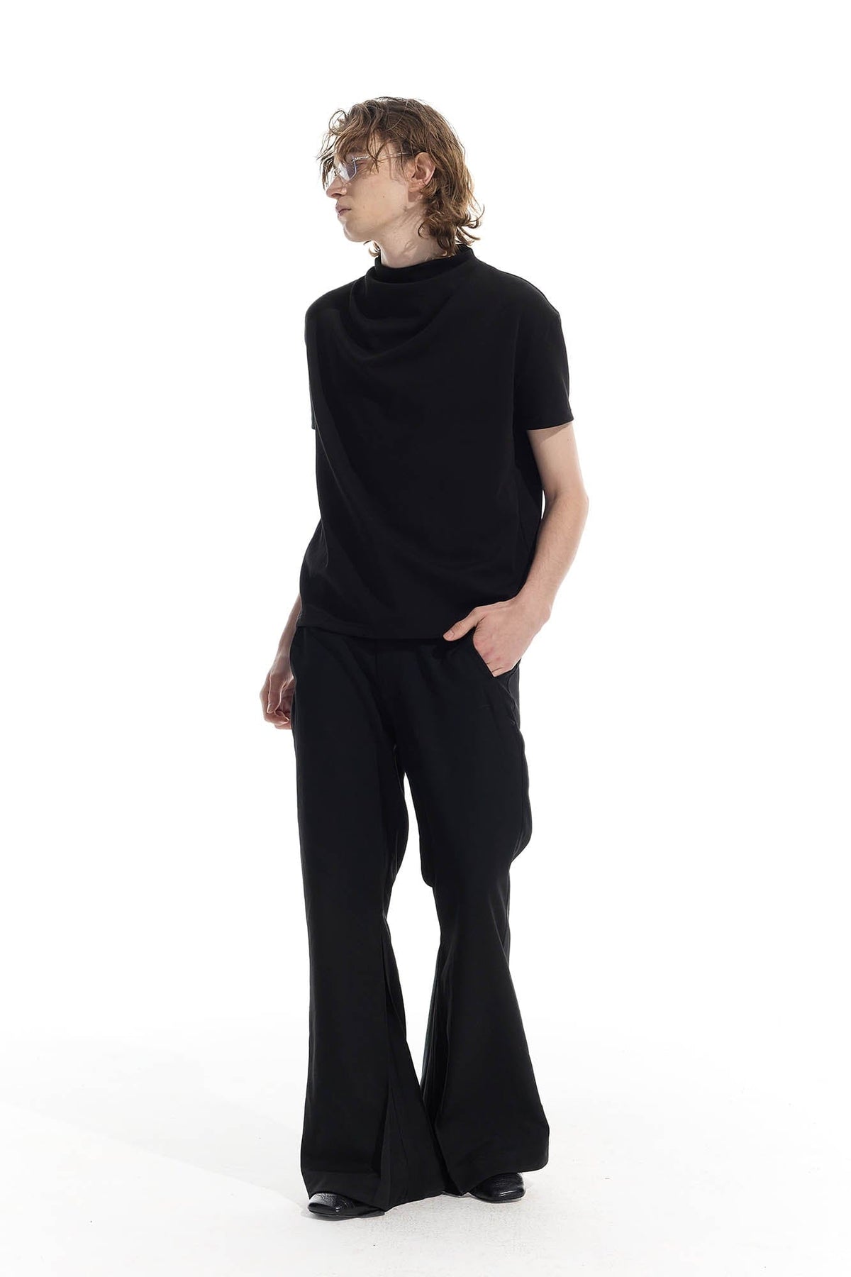 WHISTLEHUNTER Essential Crinkled Mock T-Shirt