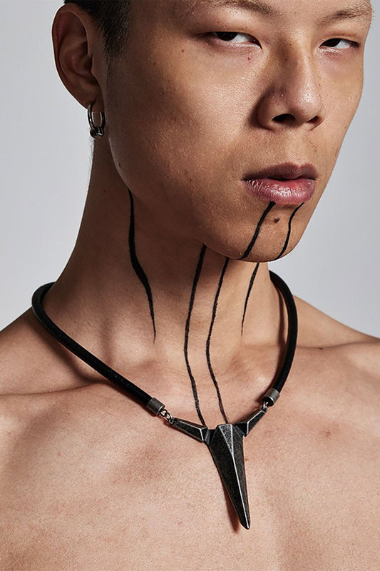 SSIN7 Spike Pendant Faux Leather Necklace