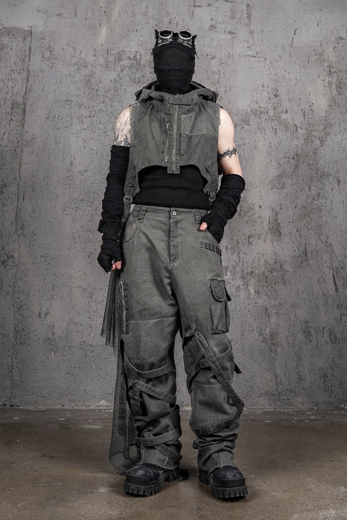 UNDERWATER Scavenger Heavyduty Multi-Pockets Striped Cargo